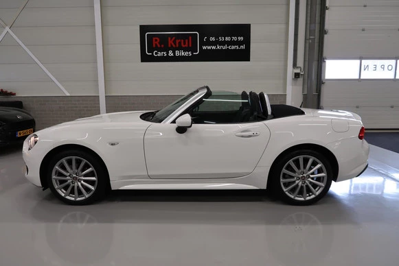 Fiat 124 Spider - Afbeelding 2 van 30