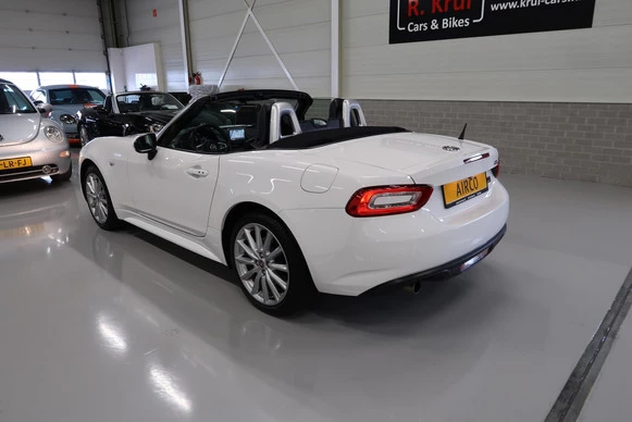 Fiat 124 Spider - Afbeelding 16 van 30