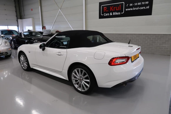 Fiat 124 Spider - Afbeelding 17 van 30