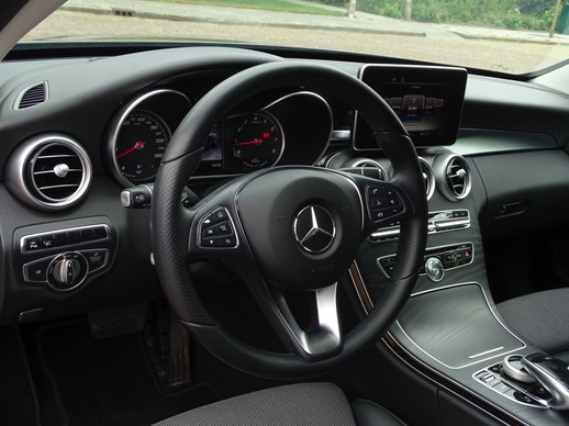 Mercedes-Benz C-Klasse - Afbeelding 10 van 30