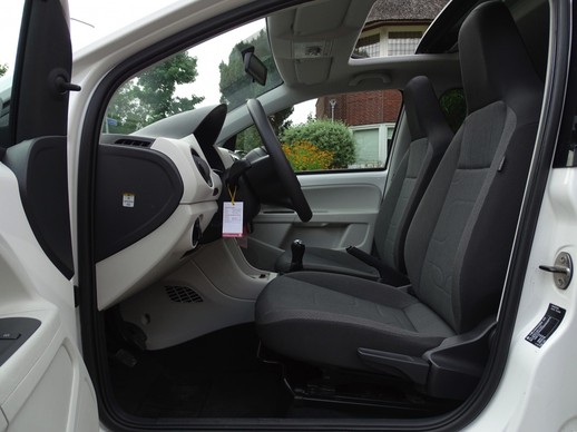 Volkswagen up! - Afbeelding 9 van 30