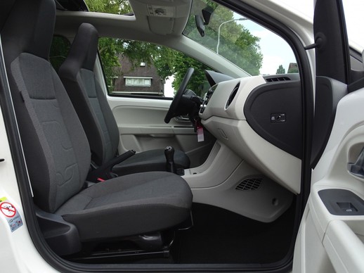 Volkswagen up! - Afbeelding 11 van 30