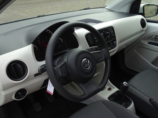 Volkswagen up! - Afbeelding 13 van 30