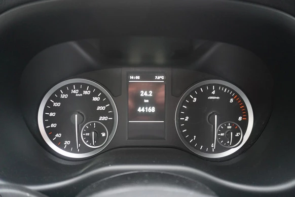 Mercedes-Benz Vito - Afbeelding 14 van 23