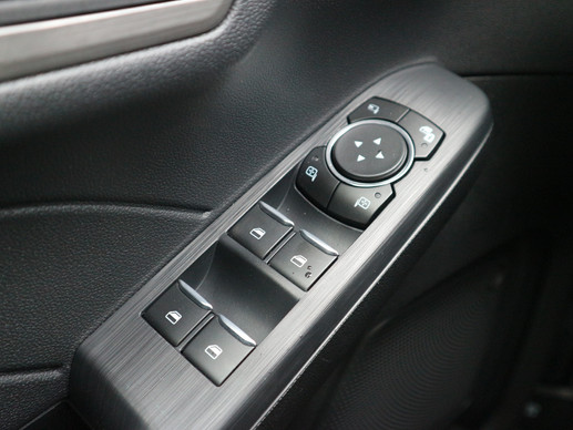 Ford Kuga - Afbeelding 17 van 30