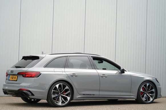 Audi RS4 - Afbeelding 2 van 30