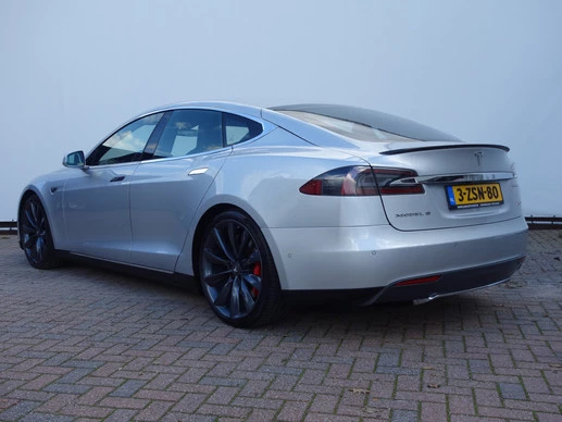 Tesla Model S - Afbeelding 2 van 30