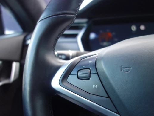 Tesla Model S - Afbeelding 16 van 30