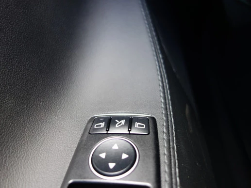 Tesla Model S - Afbeelding 19 van 30