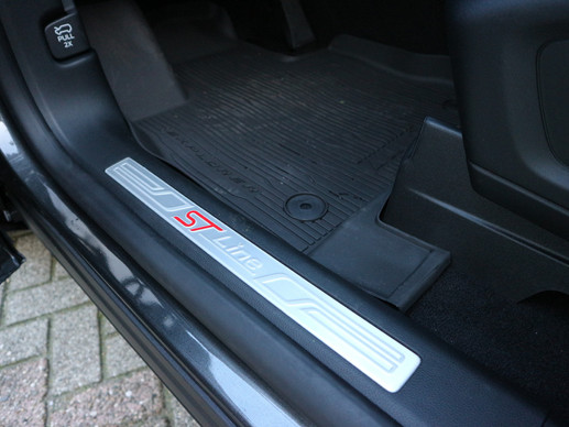 Ford Explorer - Afbeelding 10 van 30