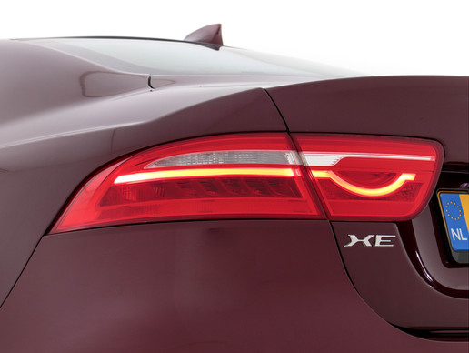 Jaguar XE - Afbeelding 27 van 30