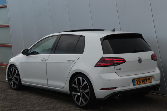 Volkswagen Golf - Afbeelding 14 van 18