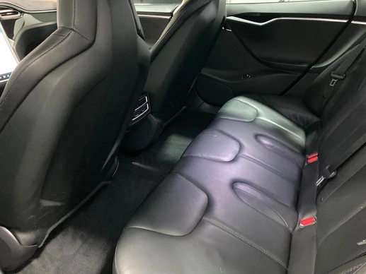 Tesla Model S - Afbeelding 19 van 24