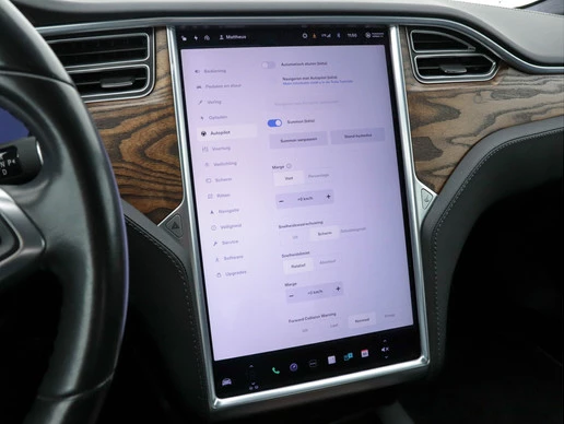 Tesla Model S - Afbeelding 14 van 30