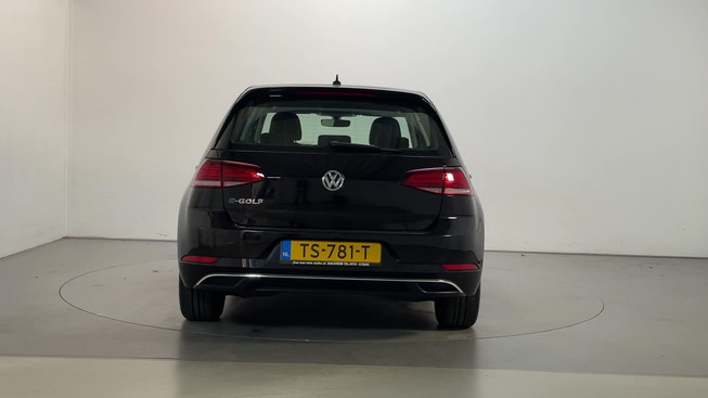 Volkswagen e-Golf - Afbeelding 15 van 27