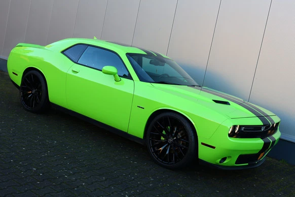 Dodge Challenger - Afbeelding 10 van 25