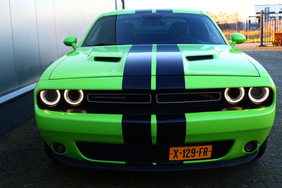 Dodge Challenger - Afbeelding 15 van 25