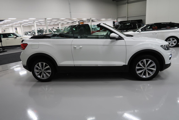 Volkswagen T-Roc - Afbeelding 19 van 30