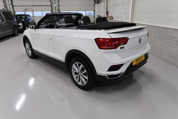 Volkswagen T-Roc - Afbeelding 27 van 30