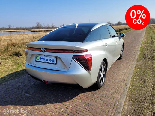 Toyota Mirai - Afbeelding 14 van 30