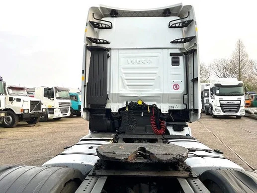 Iveco Stralis - Afbeelding 11 van 13
