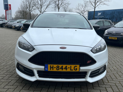 Ford Focus - Afbeelding 3 van 25