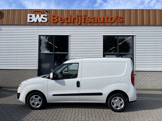 Opel Combo - Afbeelding 1 van 25