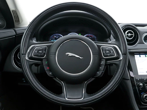 Jaguar XJ - Afbeelding 17 van 30