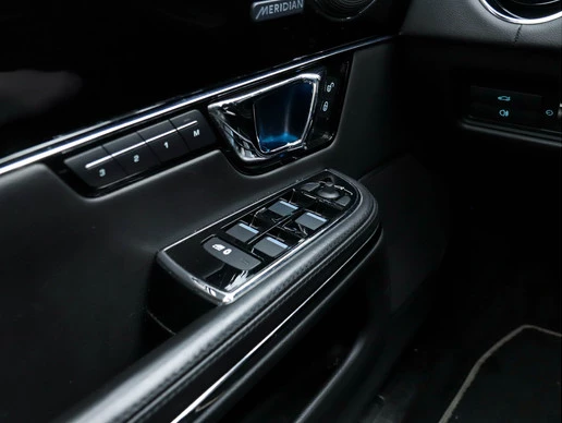 Jaguar XJ - Afbeelding 22 van 30