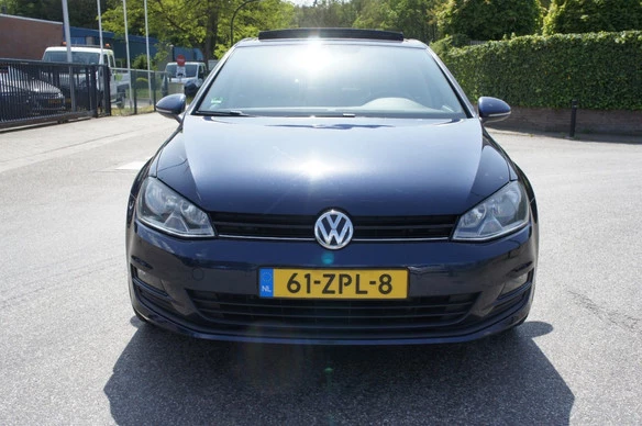 Volkswagen Golf - Afbeelding 23 van 30
