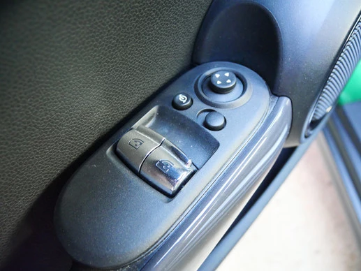 MINI Cooper - Afbeelding 18 van 23