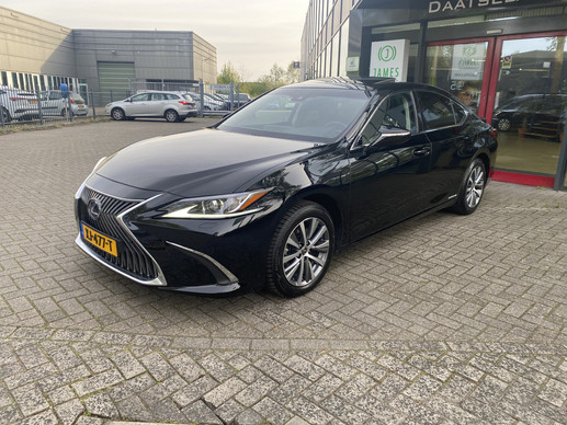 Lexus ES - Afbeelding 2 van 29