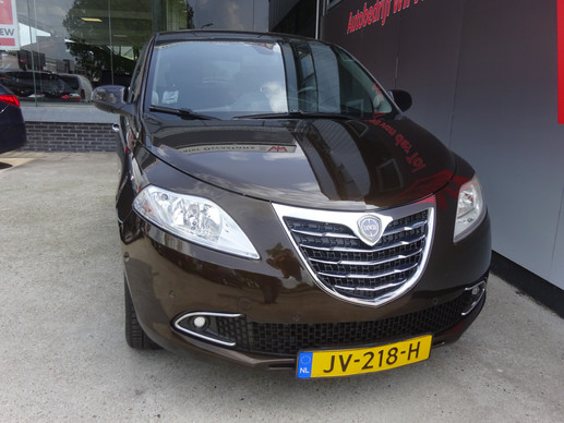 Lancia Ypsilon - Afbeelding 2 van 17