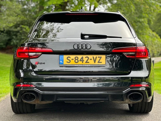 Audi RS4 - Afbeelding 15 van 30