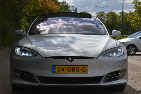 Tesla Model S - Afbeelding 4 van 30