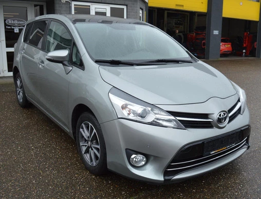 Toyota Verso - Afbeelding 1 van 24