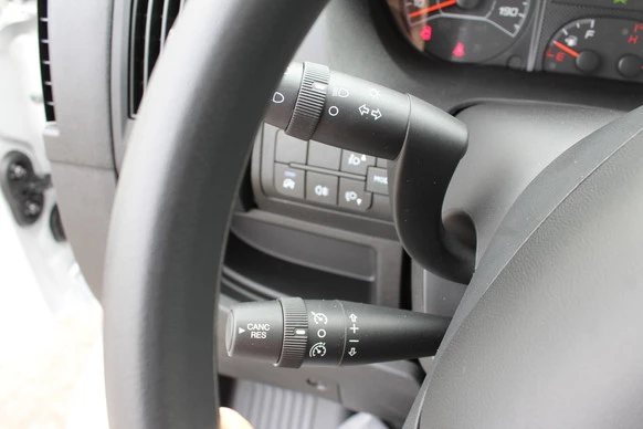 Opel Movano - Afbeelding 13 van 15