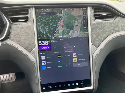 Tesla Model S - Afbeelding 22 van 30
