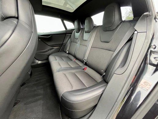 Tesla Model S - Afbeelding 27 van 30