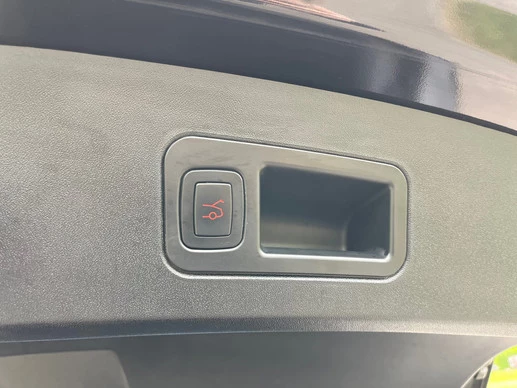 Tesla Model S - Afbeelding 29 van 30