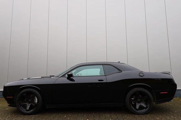 Dodge Challenger - Afbeelding 2 van 25