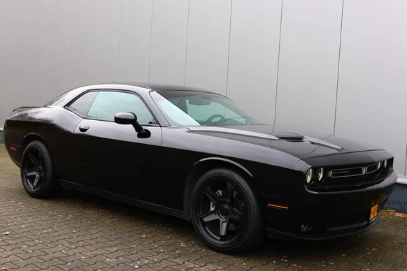 Dodge Challenger - Afbeelding 4 van 25