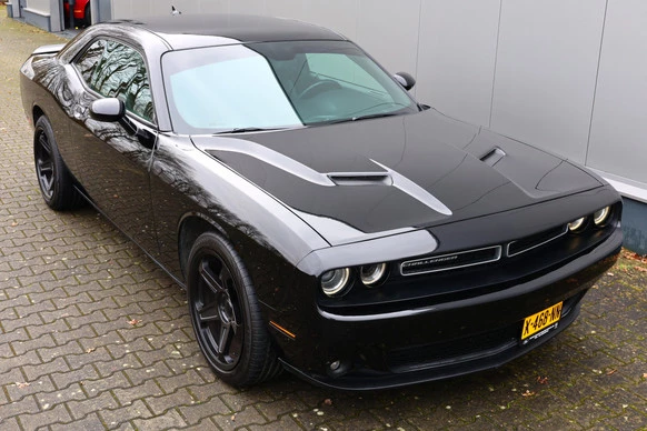 Dodge Challenger - Afbeelding 6 van 25