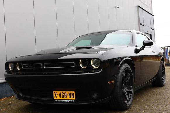 Dodge Challenger - Afbeelding 11 van 25