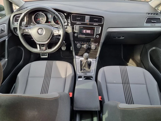 Volkswagen Golf - Afbeelding 8 van 30