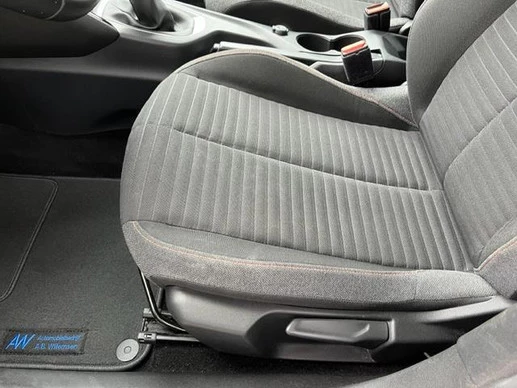Peugeot 208 - Afbeelding 11 van 15