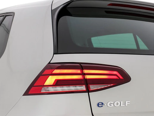 Volkswagen e-Golf - Afbeelding 28 van 30