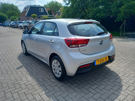 Kia Rio - Afbeelding 3 van 17