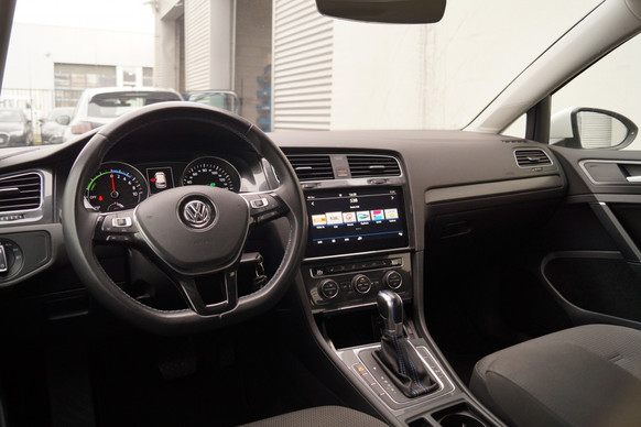 Volkswagen e-Golf - Afbeelding 8 van 25