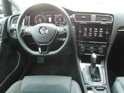 Volkswagen Golf - Afbeelding 18 van 28